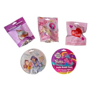 5 Pack Bath Bombs - Assorted Characters